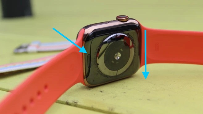 ​How to change an Apple Watch band photo 4