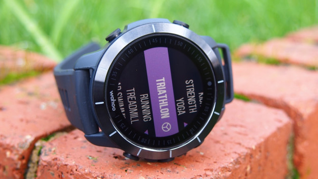 Wahoo Elemnt Rival review: Strong triathlon tracker