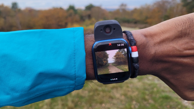 Wristcam review: Snap happy with an Apple Watch smart strap