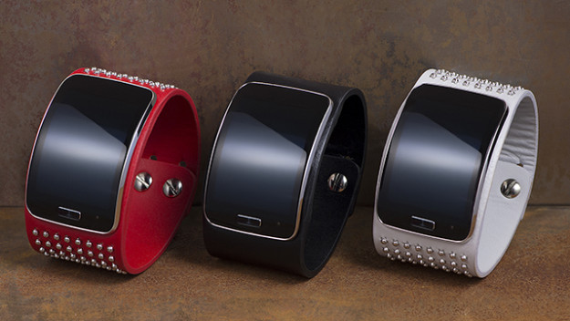 Samsung and Diesel team up to give the Gear S a leather-clad makeover