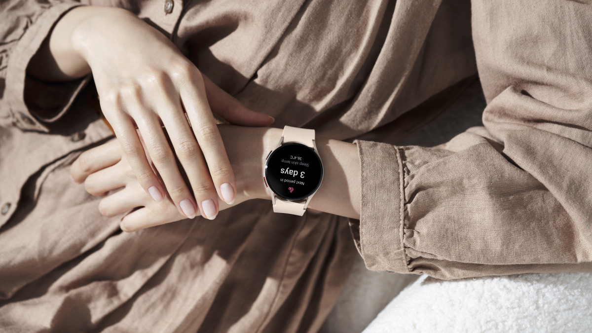 Samsung Galaxy Watch 5 period tracking