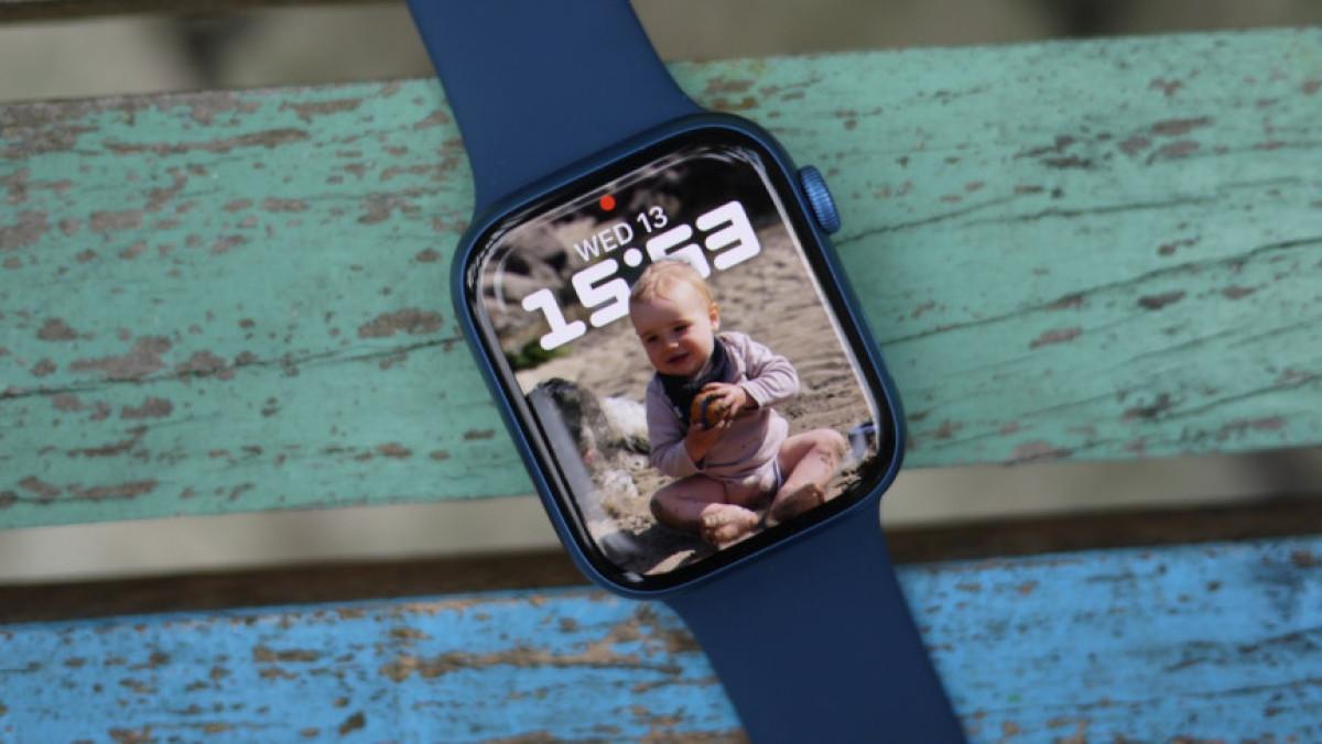 How to add picture on Apple Watch face