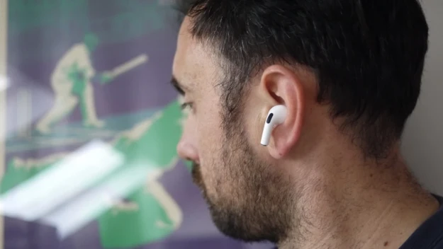 Apple could build brain-tracking AirPods for sleep and meditation