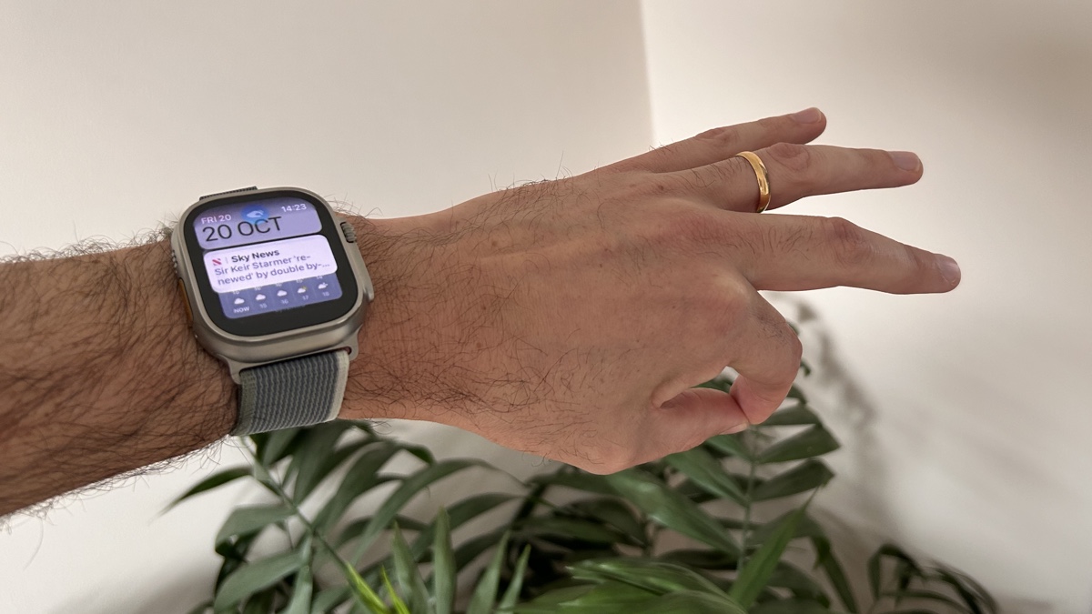 Apple Watch Double Tap gesture explained photo 3