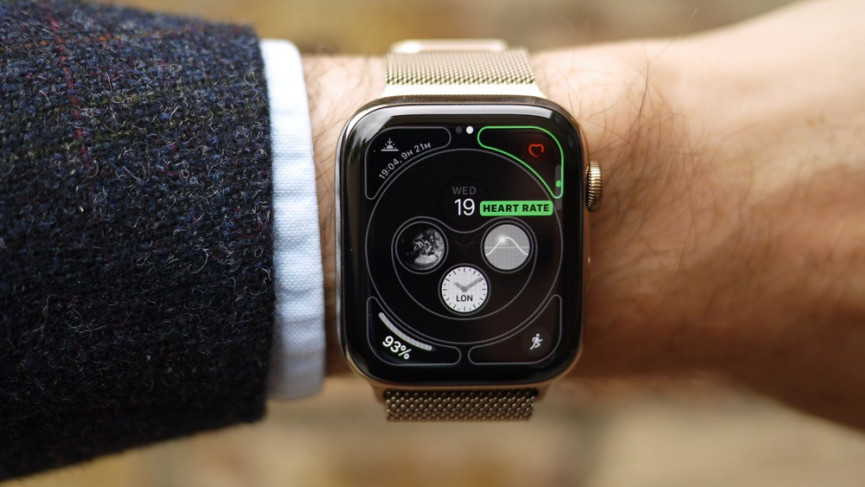 How to charge your Apple Watch